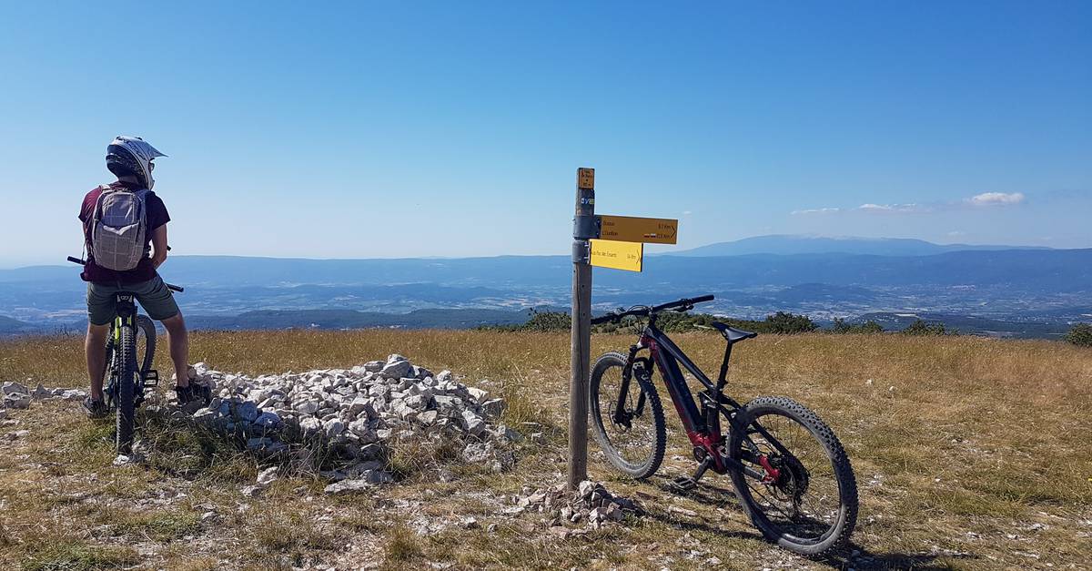 Tour du luberon vtt store